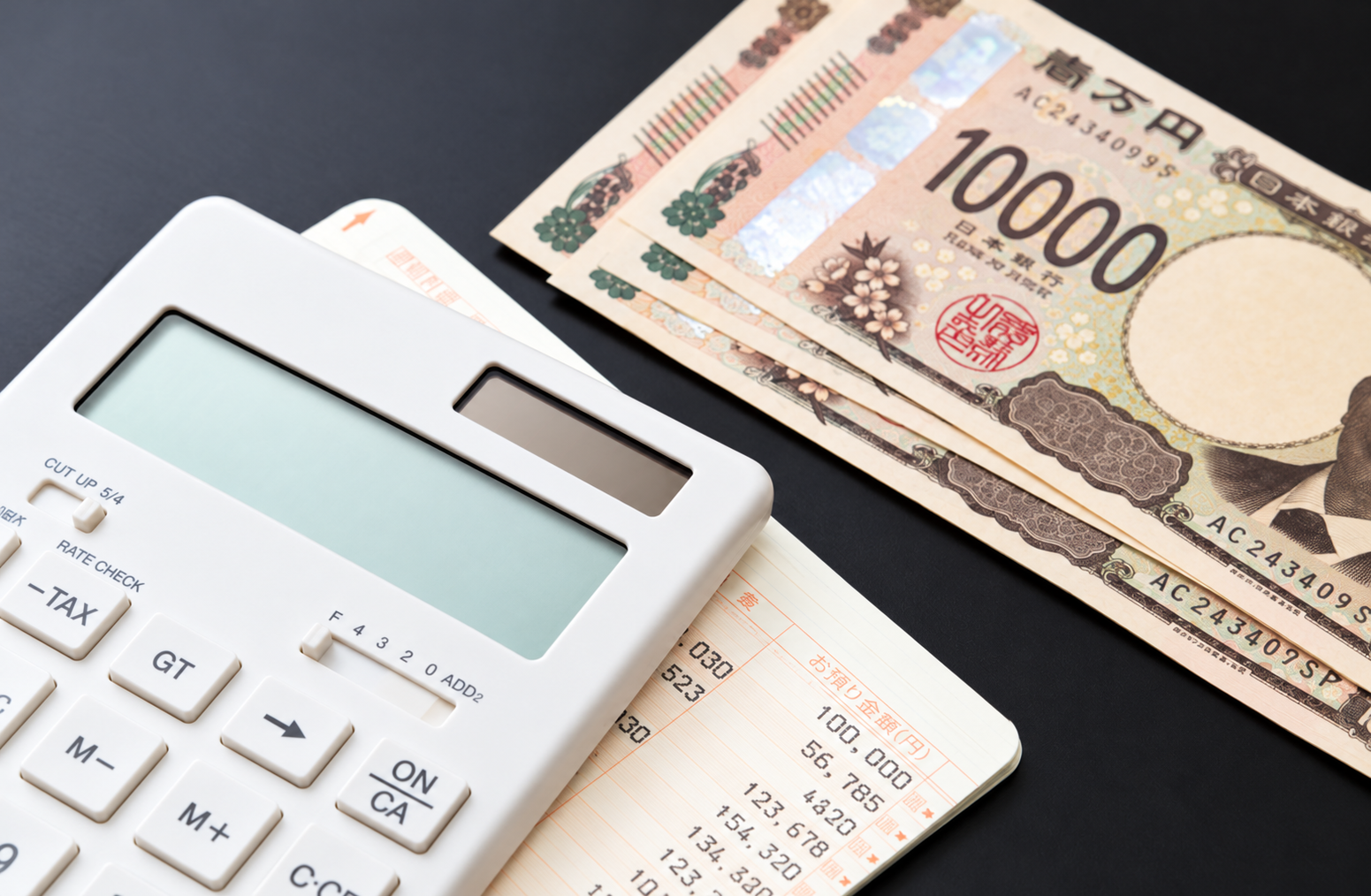 給与体系について打ち合わせをする様子